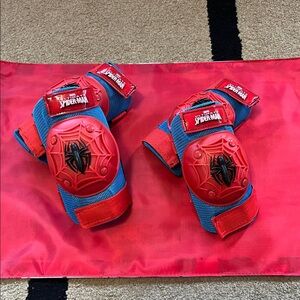 ❤️🕷️Spider-Man Kids Knee & Elbow pads / Velcro straps